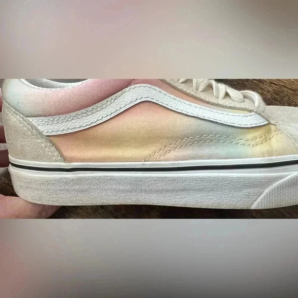 VANS | Women’s Old Skool Aura Shift sneakers. Size: 6.0 - Picture 6 of 16